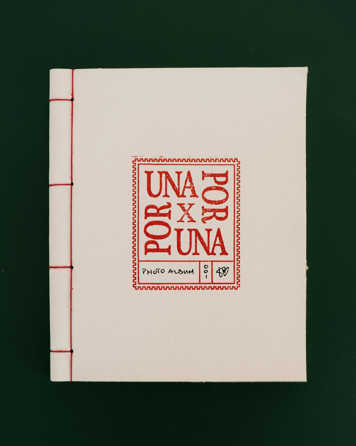 Una por Una – Photo Album 001